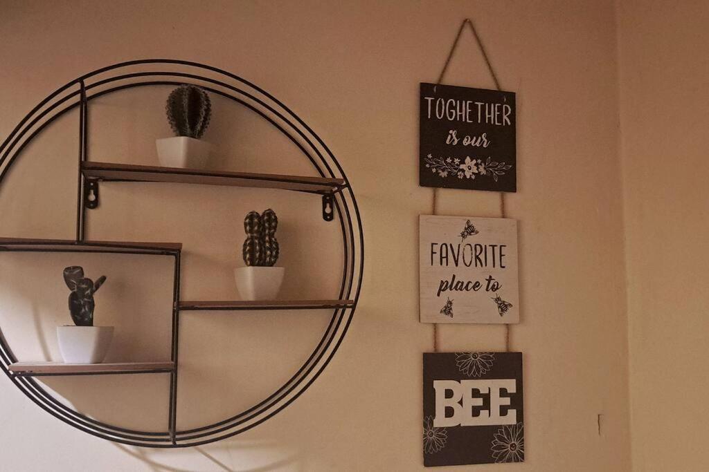 Mendes Family Homestay - B&B In The Heart Of Praia Eksteriør bilde