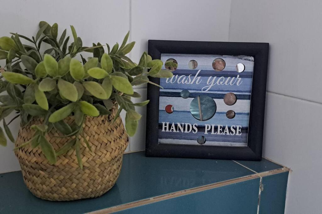 Mendes Family Homestay - B&B In The Heart Of Praia Eksteriør bilde