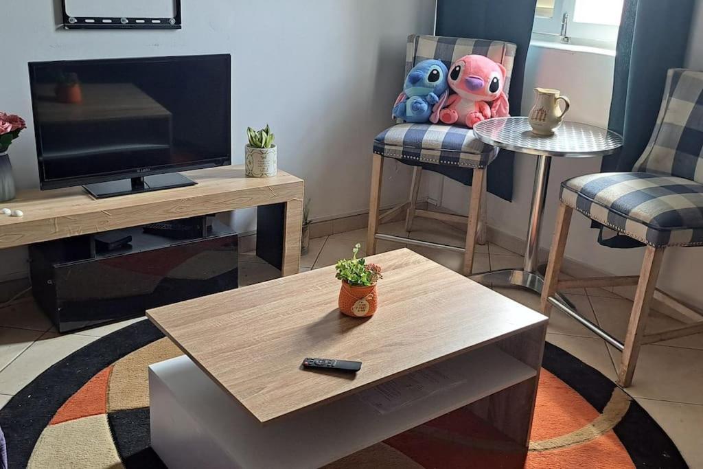 Mendes Family Homestay - B&B In The Heart Of Praia Eksteriør bilde