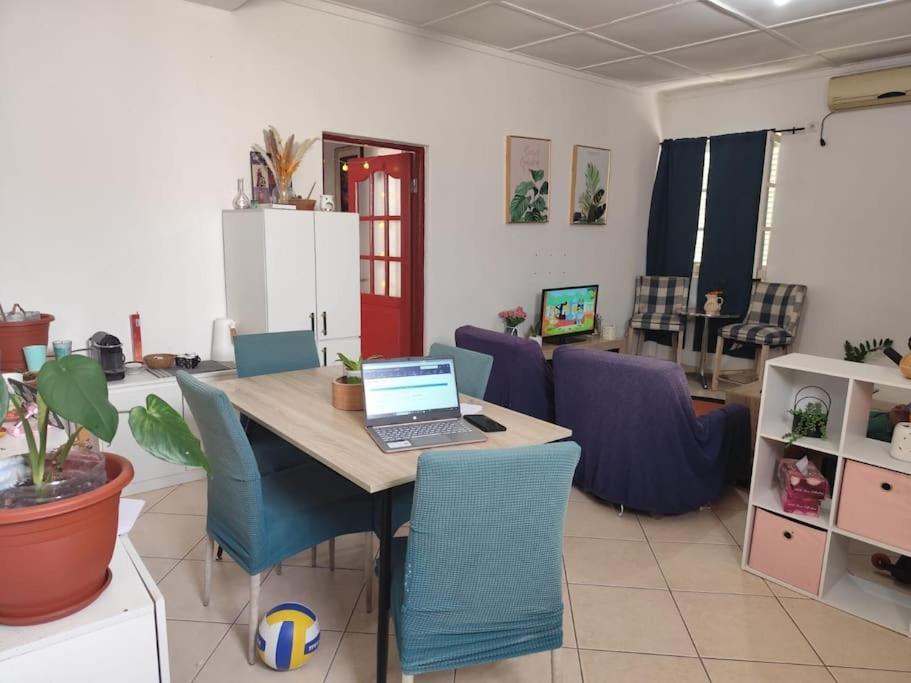 Mendes Family Homestay - B&B In The Heart Of Praia Eksteriør bilde